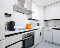 Resale - apartment - Marbella - Puerto Banús