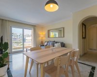 Resale - apartment - Marbella - Puerto Banús