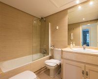 Resale - apartment - Marbella - Puerto Banús