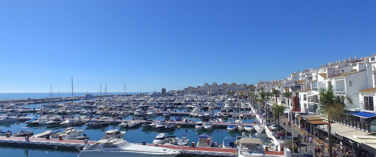Resale - apartment - Marbella - Puerto Banús