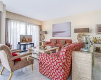 Resale - apartment - Marbella - Puerto Banús