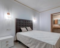 Resale - apartment - Marbella - Puerto Banús