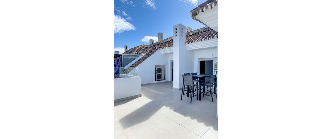 Resale - apartment - Marbella - Puerto Banús