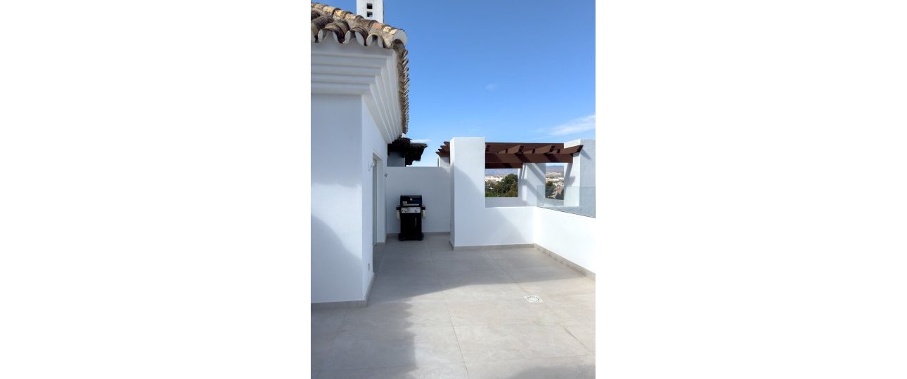 Resale - apartment - Marbella - Puerto Banús