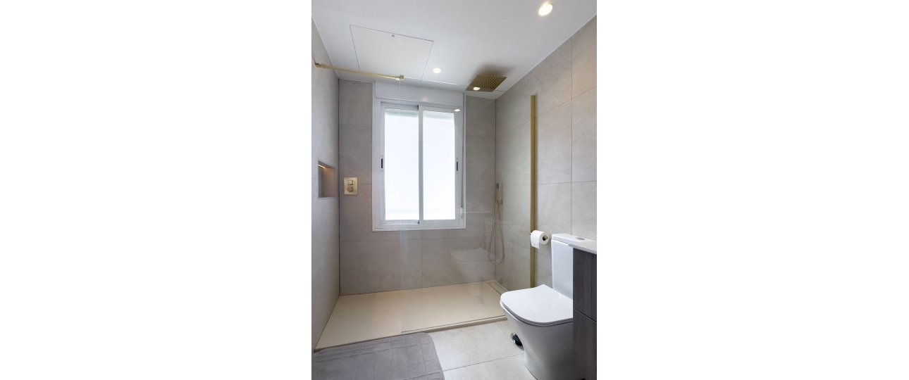 Resale - apartment - Marbella - Puerto Banús