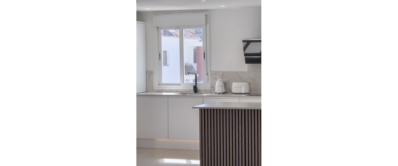 Resale - apartment - Marbella - Puerto Banús