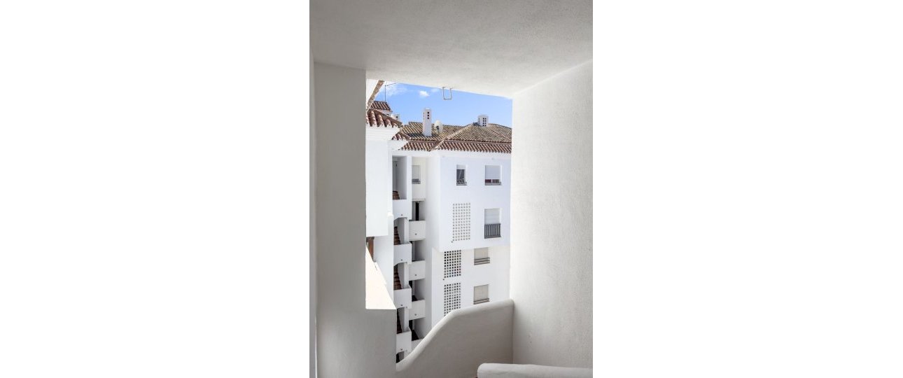 Resale - apartment - Marbella - Puerto Banús