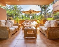 Resale - apartment - Marbella - Puerto Banús