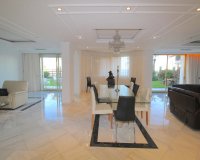 Resale - apartment - Marbella - Puerto Banús