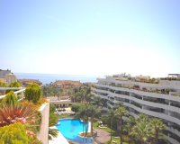 Resale - apartment - Marbella - Puerto Banús