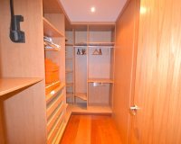 Resale - apartment - Marbella - Puerto Banús