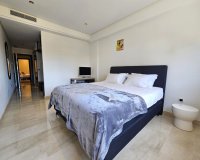 Resale - apartment - Marbella - Puerto Banús