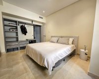Resale - apartment - Marbella - Puerto Banús