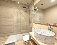 Resale - apartment - Marbella - Puerto Banús