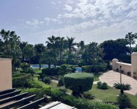 Resale - apartment - Marbella - Puerto Banús