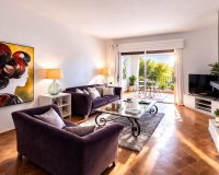 Resale - apartment - Marbella - Puerto Banús