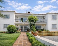 Resale - apartment - Marbella - Puerto Banús