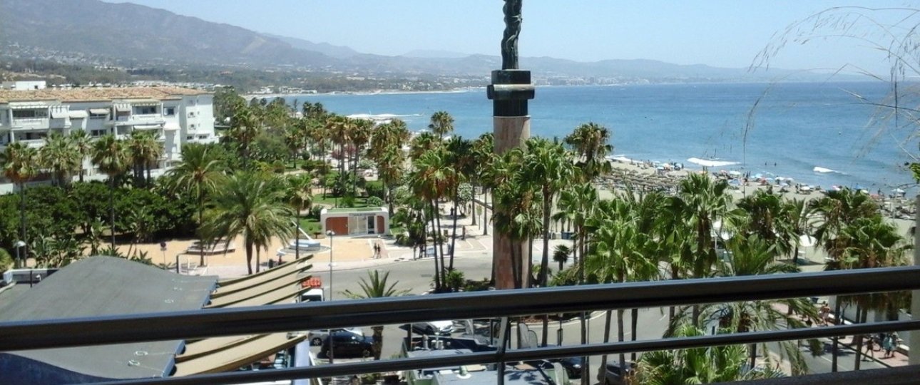 Resale - apartment - Marbella - Puerto Banús