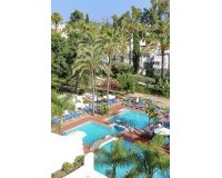Resale - apartment - Marbella - Puerto Banús