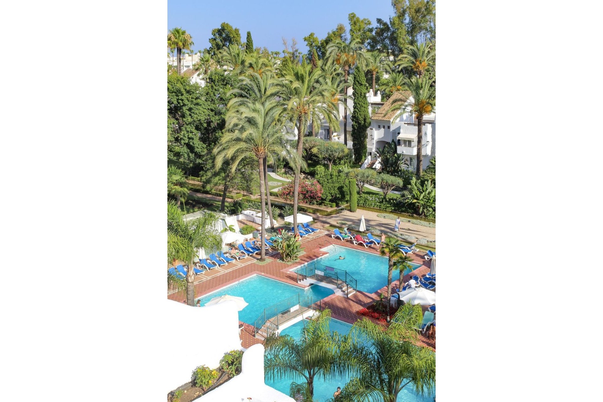 Resale - apartment - Marbella - Puerto Banús