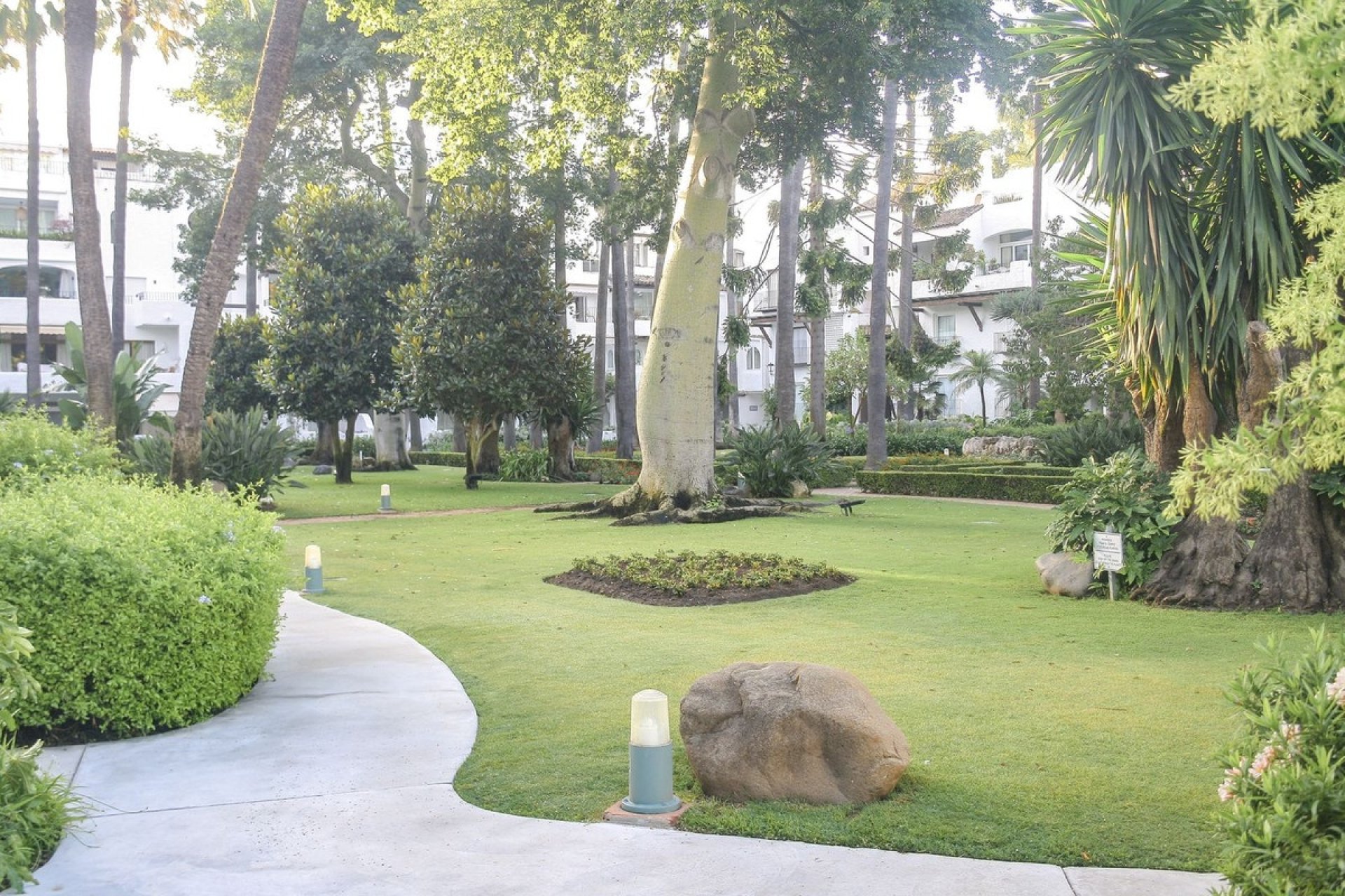 Resale - apartment - Marbella - Puerto Banús