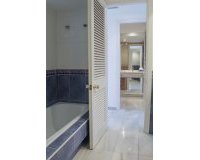Resale - apartment - Marbella - Puerto Banús