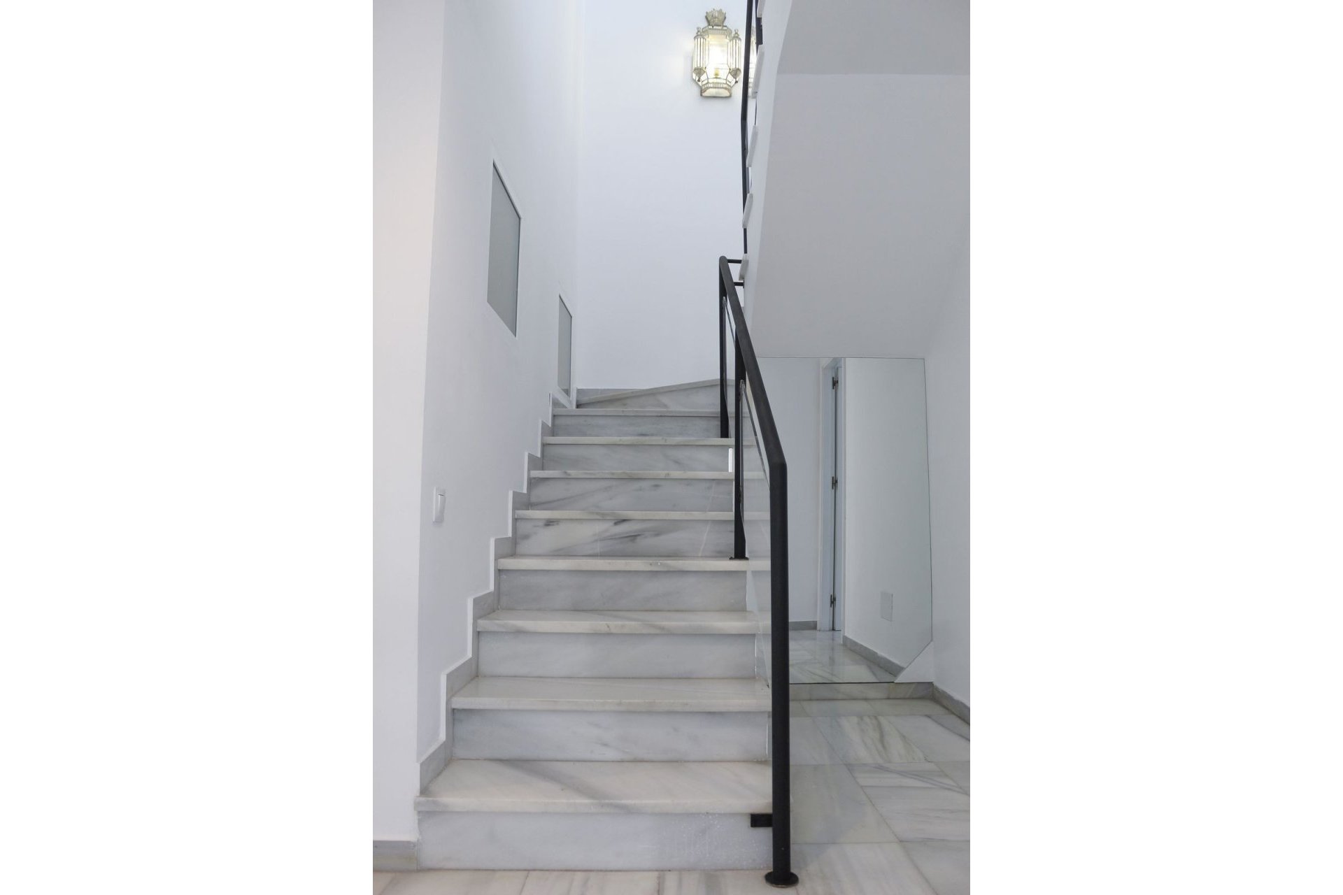 Resale - apartment - Marbella - Puerto Banús