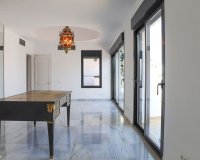 Resale - apartment - Marbella - Puerto Banús