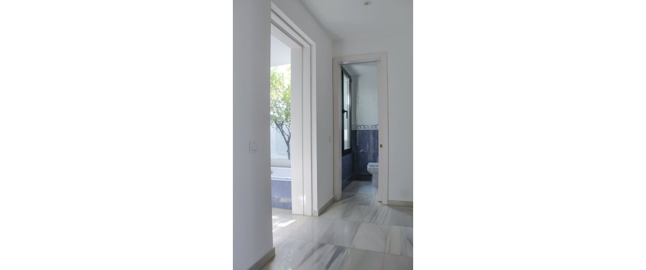 Resale - apartment - Marbella - Puerto Banús