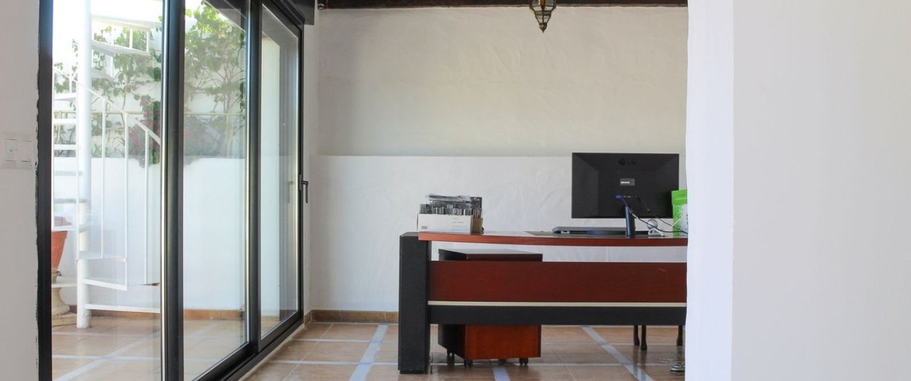 Resale - apartment - Marbella - Puerto Banús