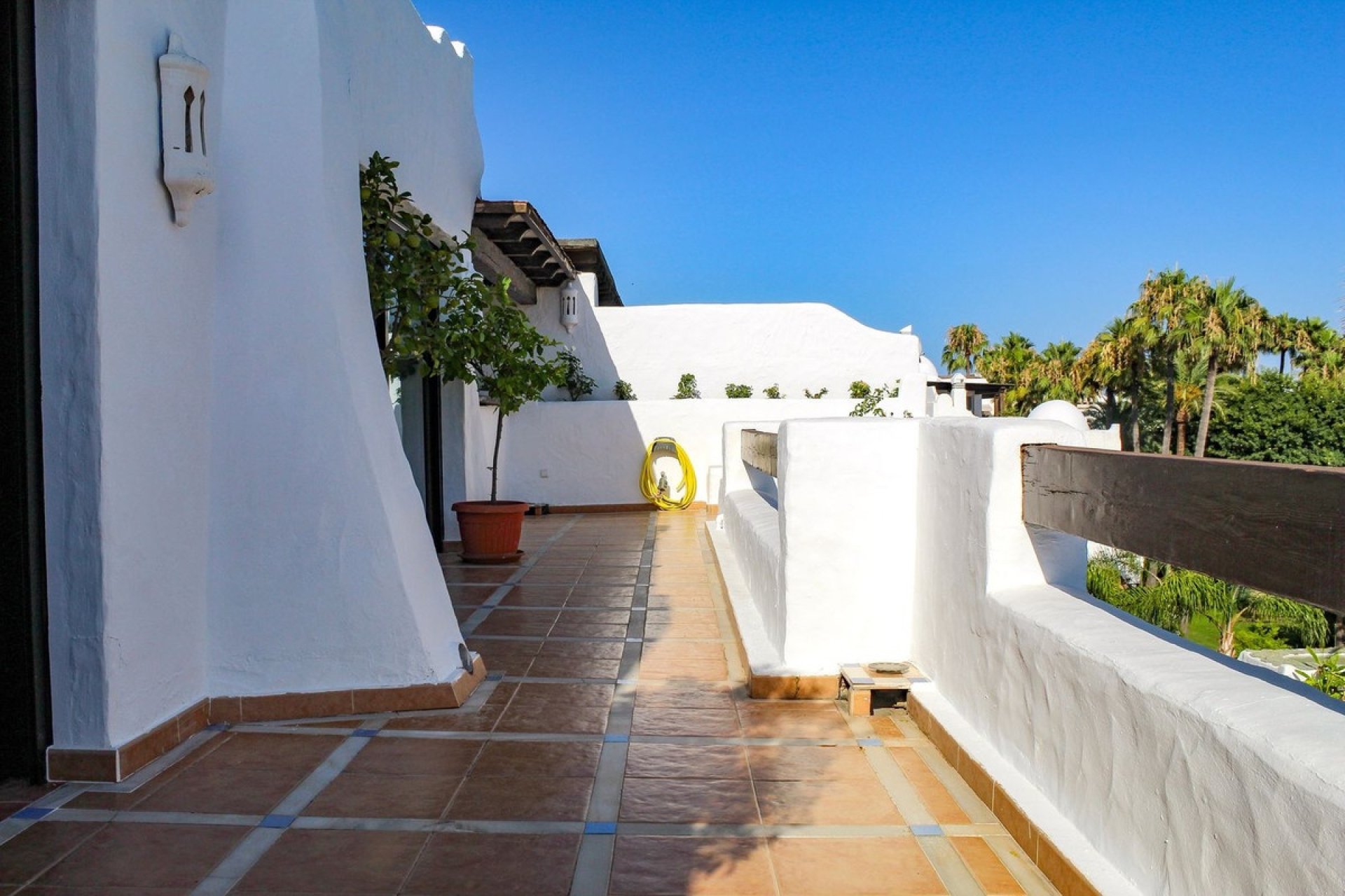 Resale - apartment - Marbella - Puerto Banús
