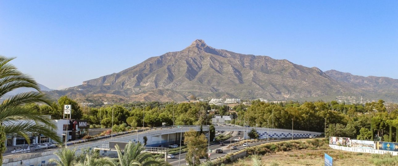 Resale - apartment - Marbella - Puerto Banús