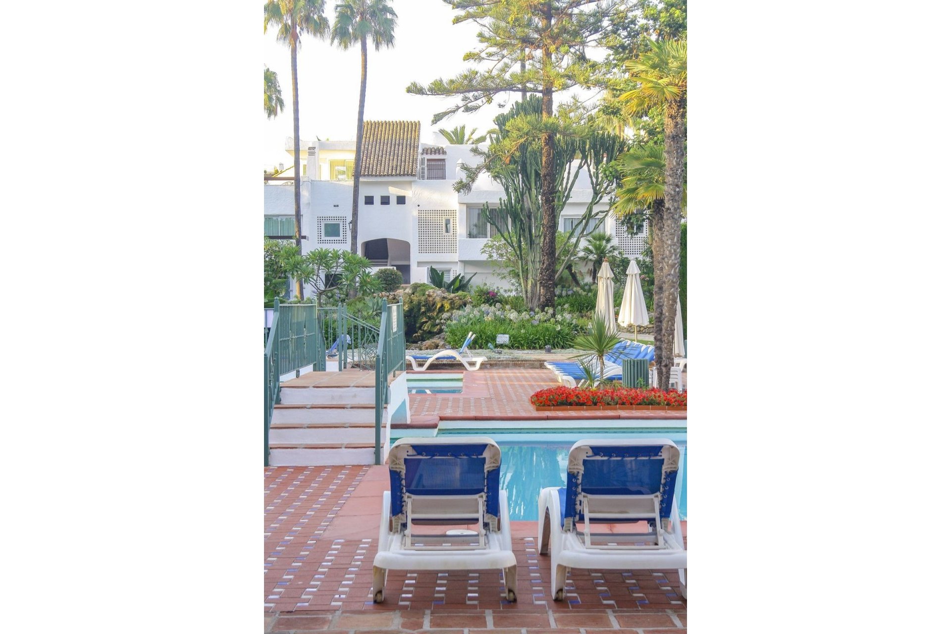 Resale - apartment - Marbella - Puerto Banús