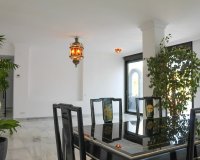 Resale - apartment - Marbella - Puerto Banús