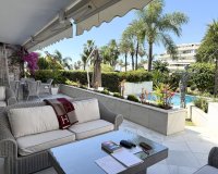 Resale - apartment - Marbella - Puerto Banús