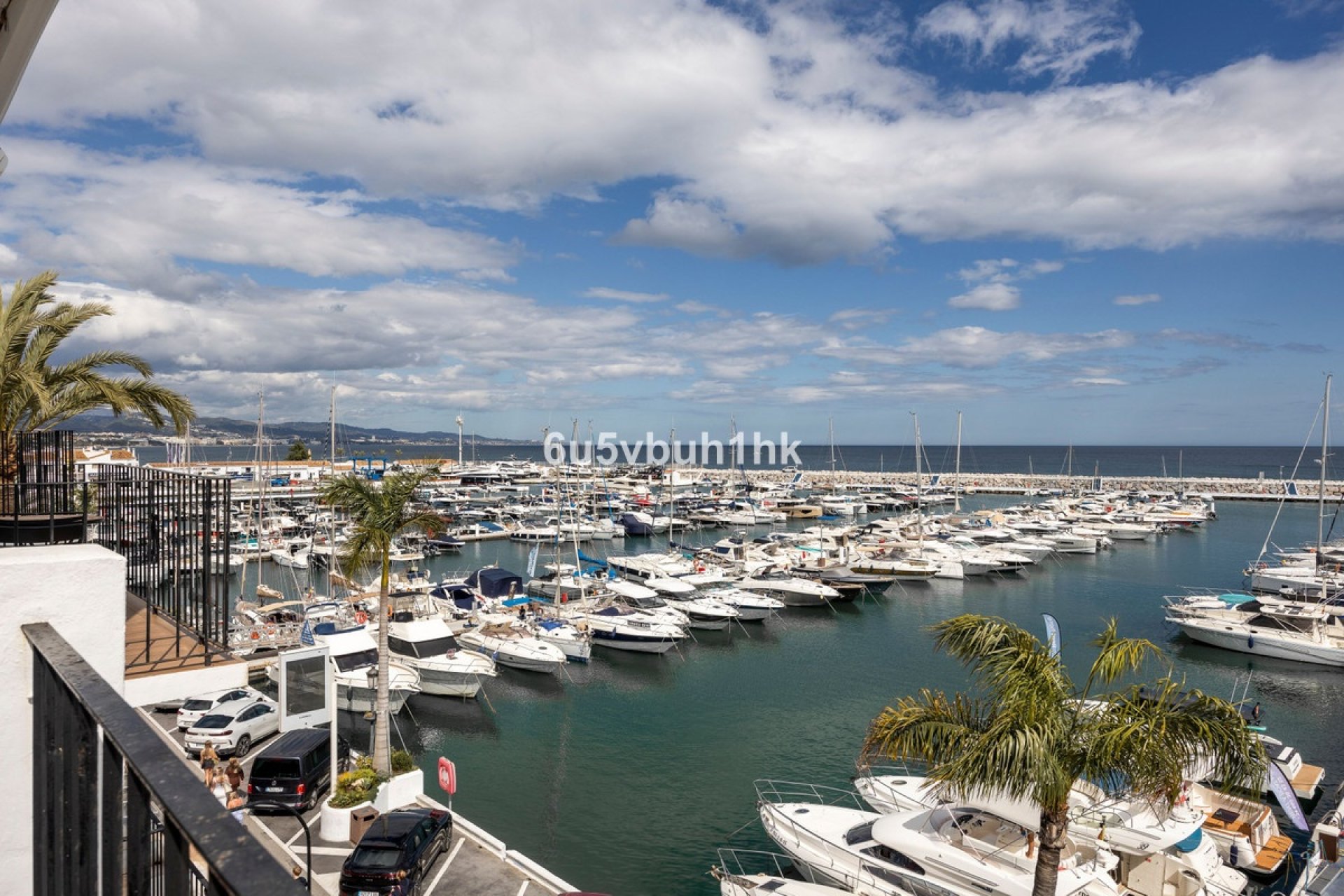 Resale - apartment - Marbella - Puerto Banús