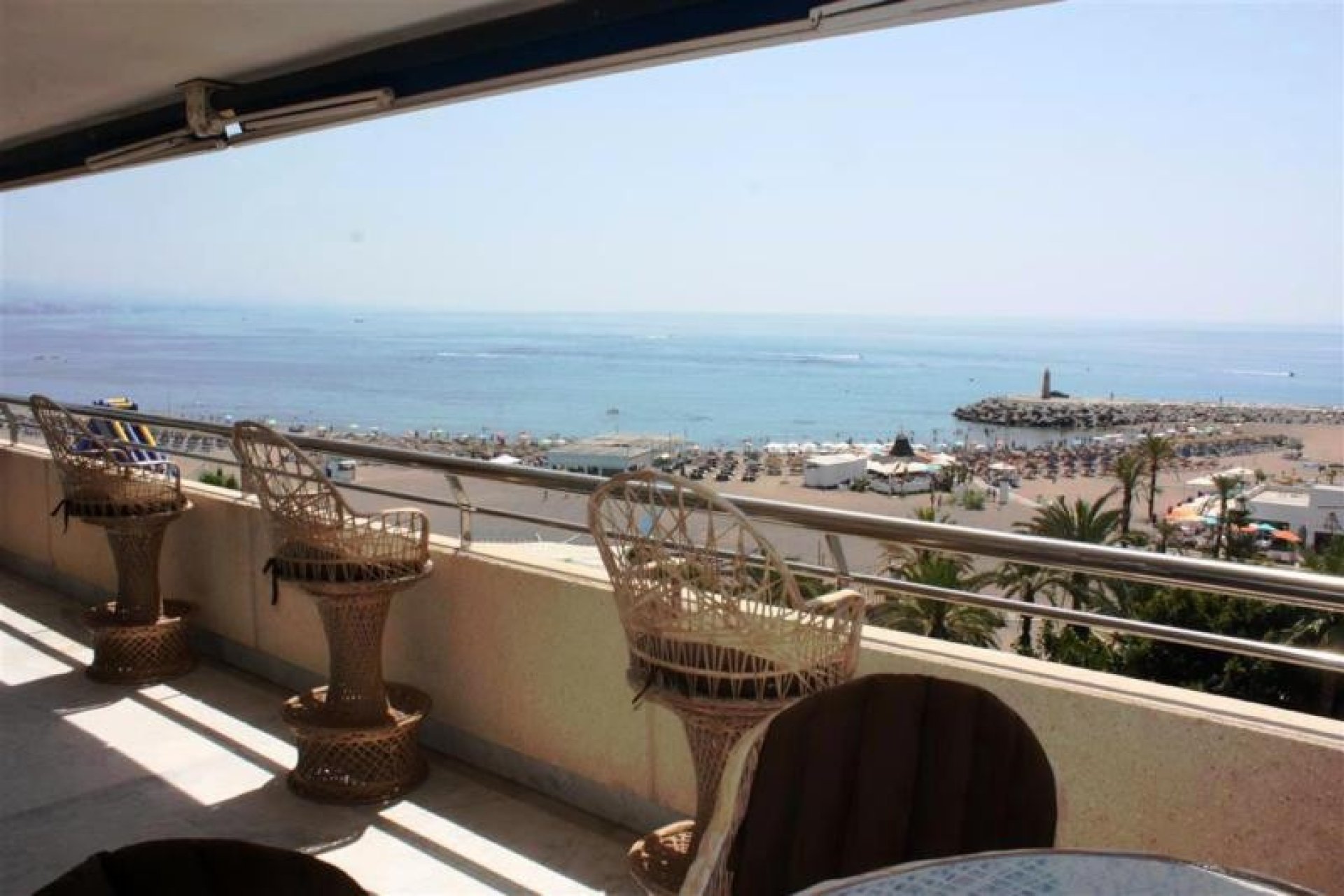 Resale - apartment - Marbella - Puerto Banús