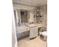 Resale - apartment - Marbella - Puerto Banús