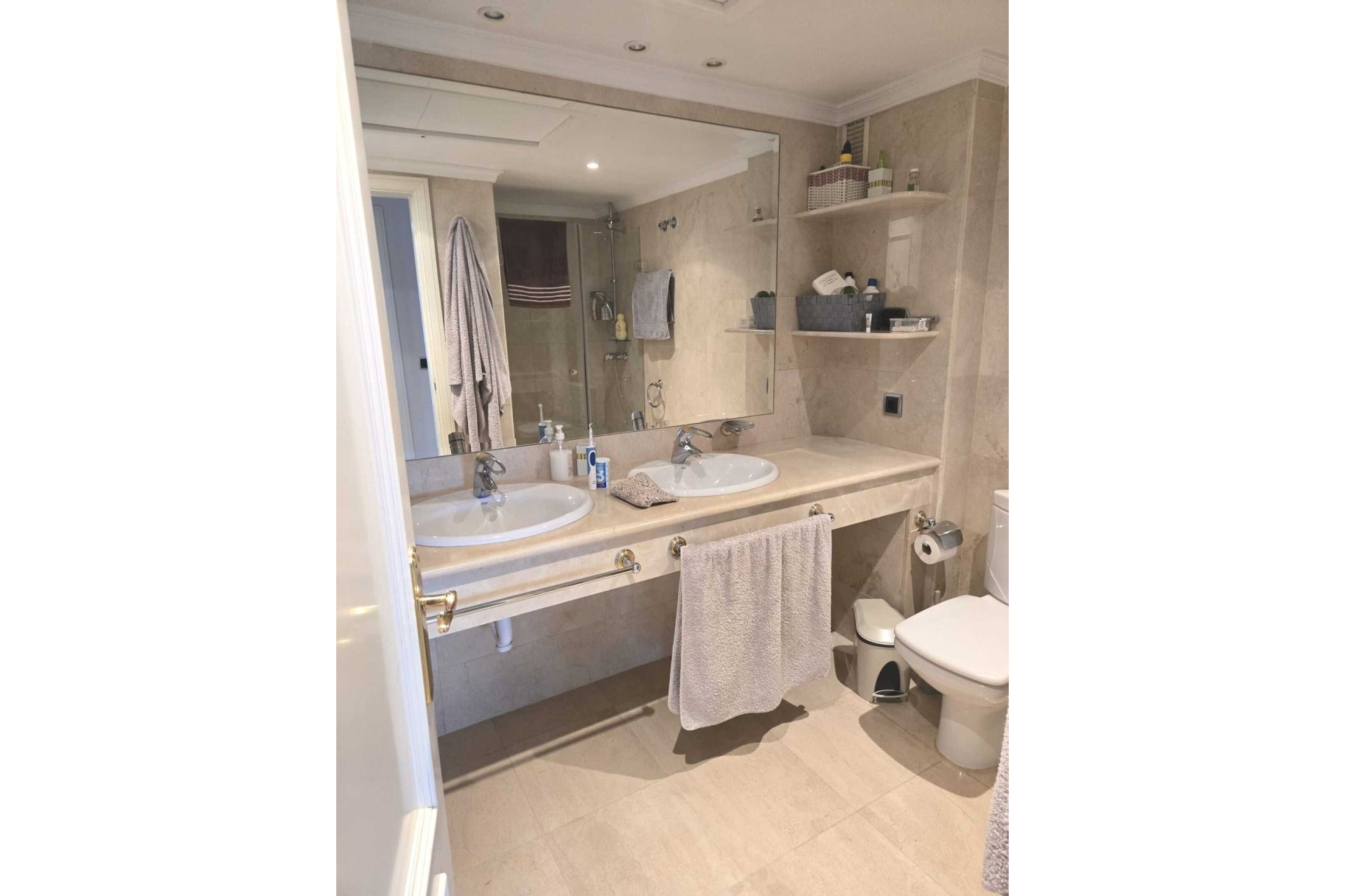Resale - apartment - Marbella - Puerto Banús