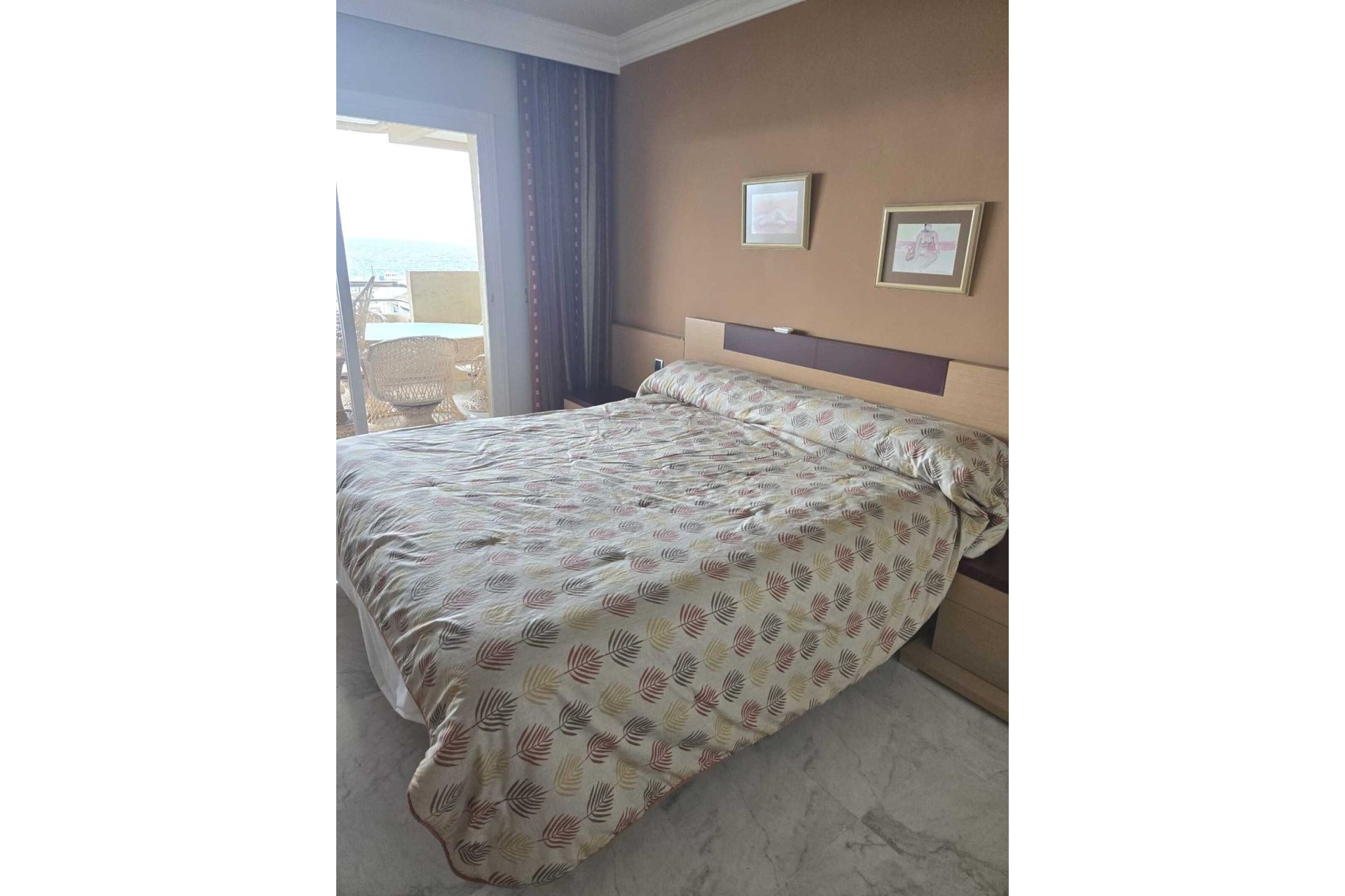 Resale - apartment - Marbella - Puerto Banús
