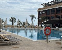 Resale - apartment - Marbella - Puerto Banús