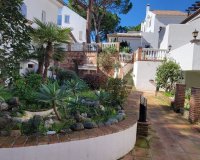 Resale - apartment - Marbella - Puerto Banús