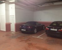 Resale - apartment - Marbella - Puerto Banús