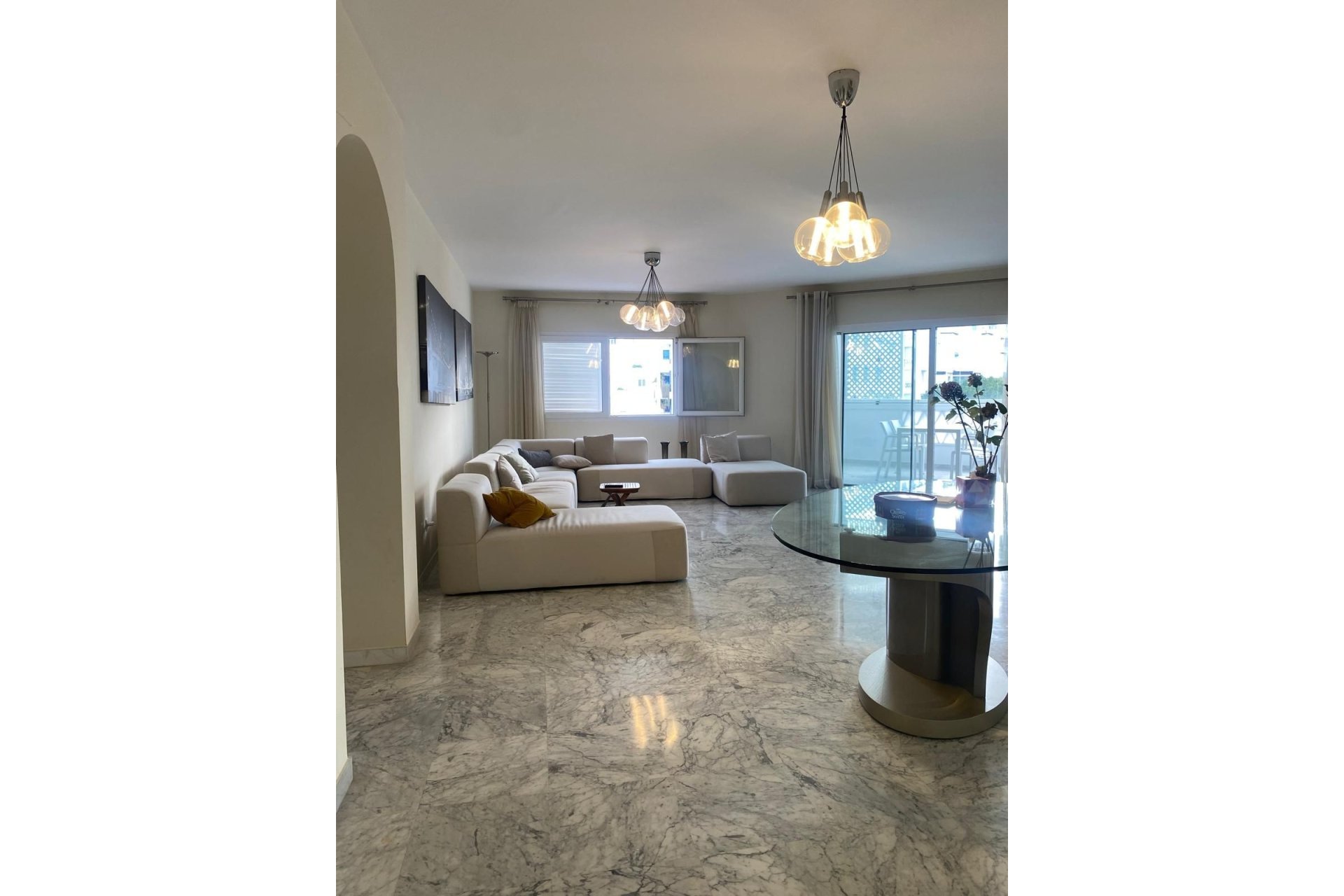 Resale - apartment - Marbella - Puerto Banús