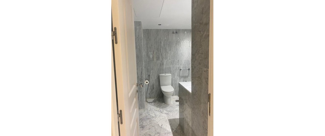 Resale - apartment - Marbella - Puerto Banús