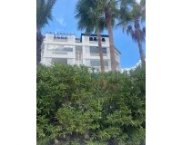Resale - apartment - Marbella - Puerto Banús