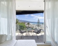 Resale - apartment - Marbella - Puerto Banús