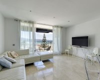 Resale - apartment - Marbella - Puerto Banús