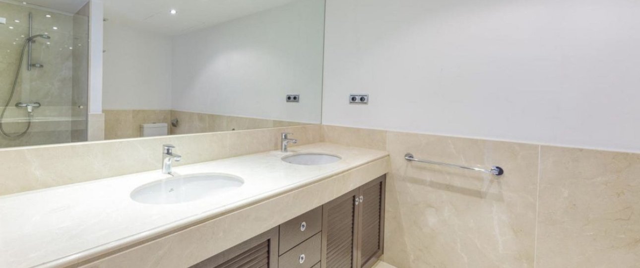Resale - apartment - Marbella - Puerto Banús