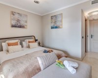 Resale - apartment - Marbella - Puerto Banús
